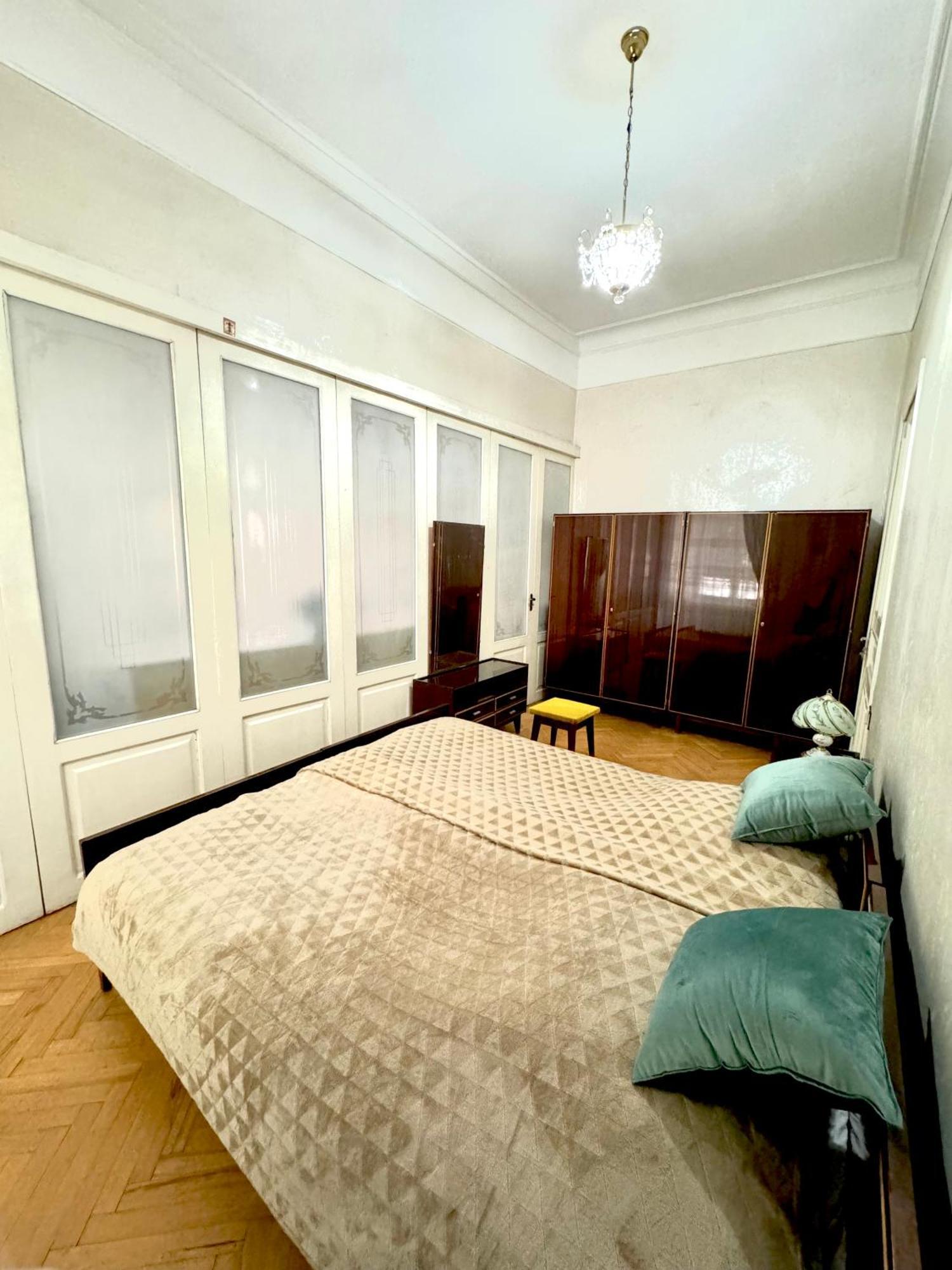 Authentic Old Tbilisi Apartment Екстер'єр фото